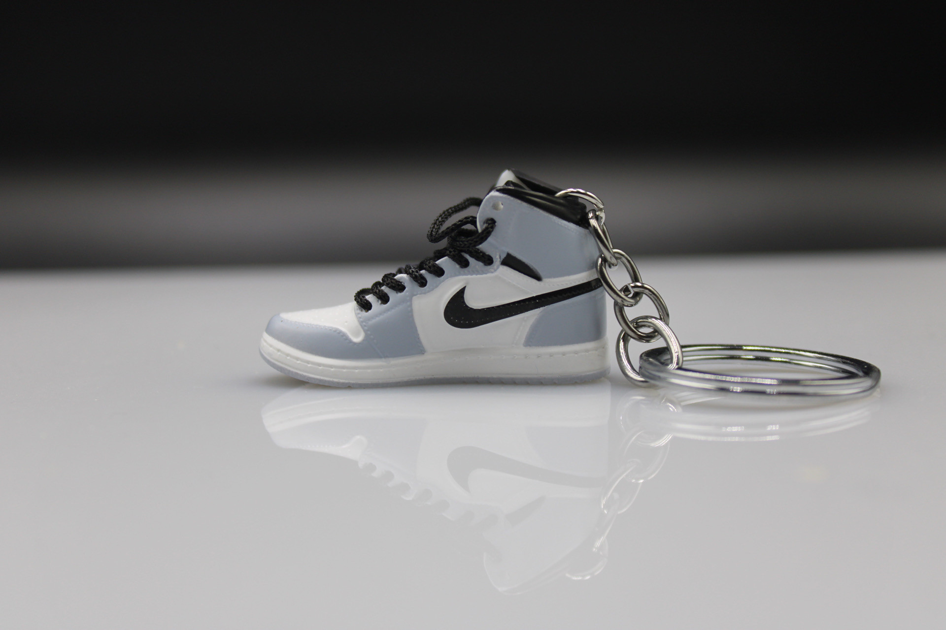 Porte-clés Sneakers 3D - Air Jordan 1 Mid - Smoke Grey