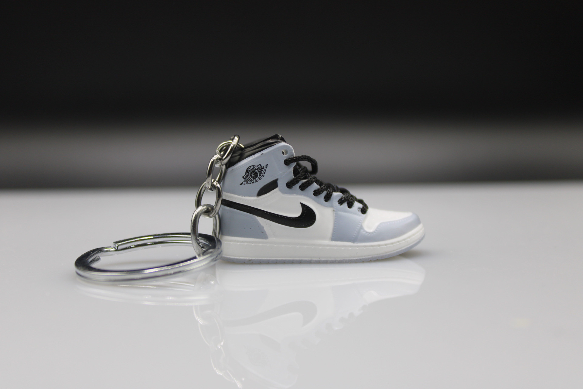 Porte-clés Sneakers 3D - Air Jordan 1 Mid - Smoke Grey