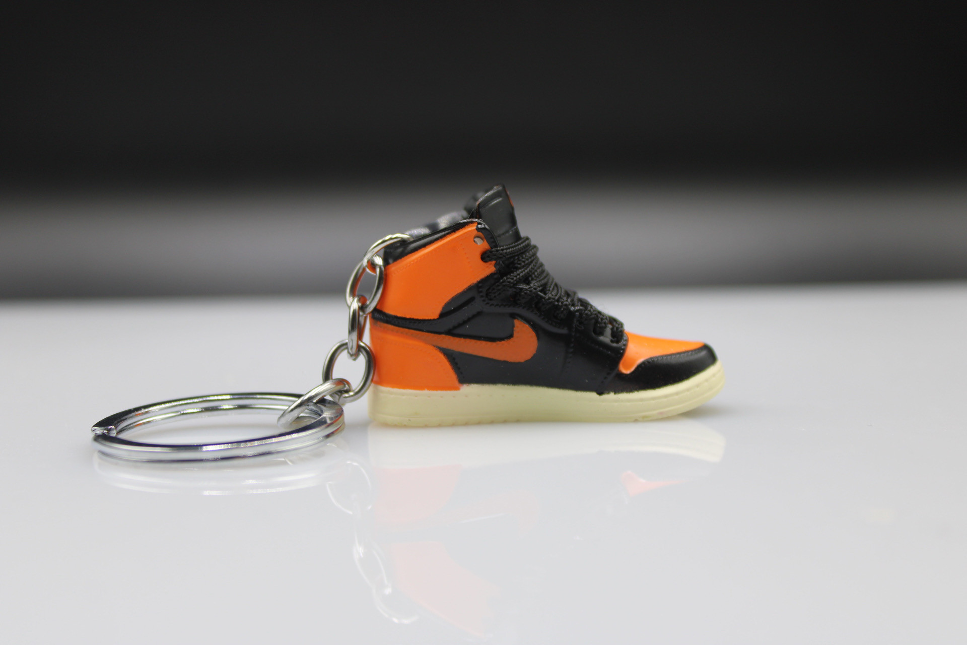 Porte-clés Sneakers 3D - Air Jordan 1 - Orange/Black