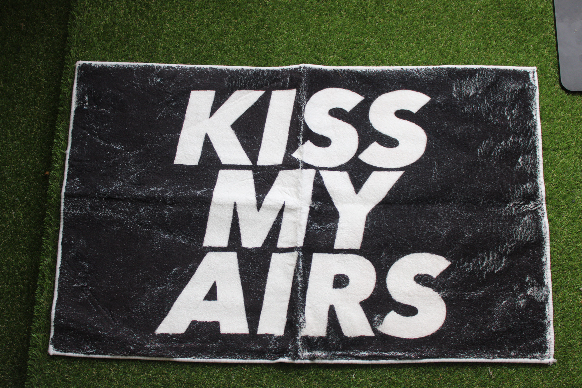Tapis de Salle de bain Sneakers : Kiss My Airs