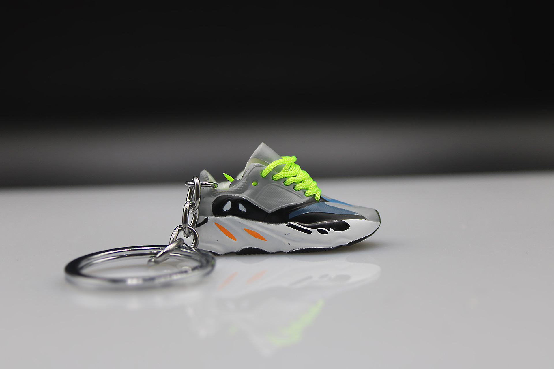 Porte-clés Sneakers 3D - Yeezy Boost 700 - Wave Runner Solid Grey