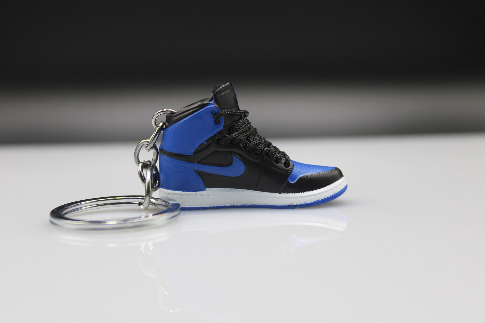 Porte-clés Sneakers 3D - Air Jordan 1- Hyper Royal